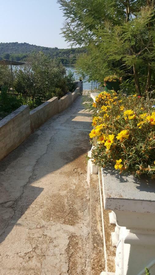 Apartmani Vukovic Kaprije Dış mekan fotoğraf